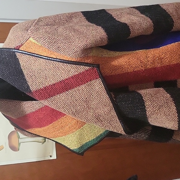 Colorful Warm Sweater - Picture 4 of 5